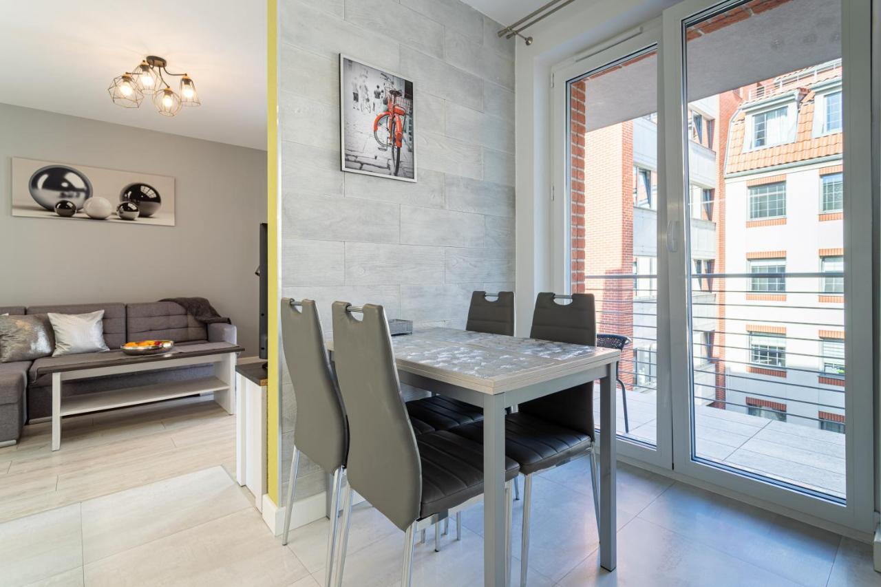 Apartamenty Carycy - Old Town กดัญสก์ ภายนอก รูปภาพ